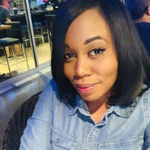 Meet your Posher, Joronda